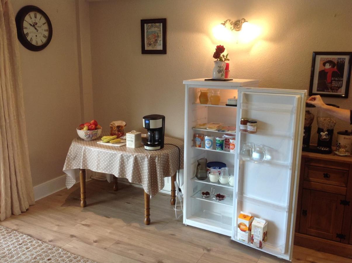 آثلون Villa St.John B&B المظهر الخارجي الصورة